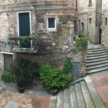 L'Alloggio Degli Etruschi